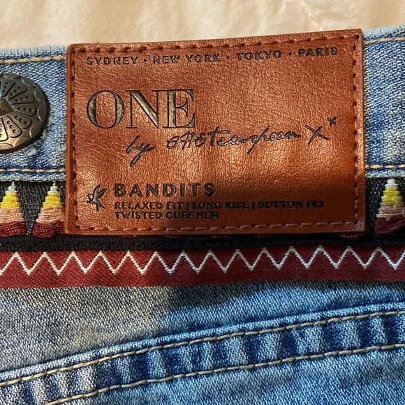 One Teaspoon Bandits - Picture 4 of 4